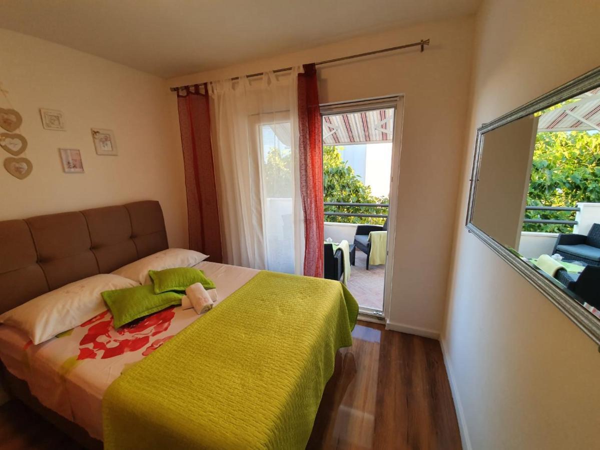 Apartmani Mara Rogoznica Rogoznica  Exterior photo